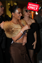 Celebrity Photo: Kimberly Kardashian
2333x3500 1.8 mb
Viewed 0 times
@BestEyeCandy.com