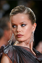 Celebrity Photo: Frida Aasen
667x1000 108 kb
Viewed 5 times
@BestEyeCandy.com
