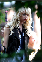 Celebrity Photo: Taylor Momsen
1370x2000 506 kb
Viewed 4 times
@BestEyeCandy.com
