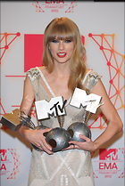 Celebrity Photo: Taylor Swift
2784x4152 1.3 mb
Viewed 4 times
@BestEyeCandy.com