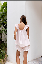 Celebrity Photo: Emily Feld
1200x1800 149 kb
Viewed 8 times
@BestEyeCandy.com