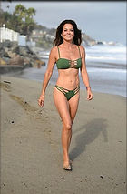 Celebrity Photo: Brooke Burke
3 Photos
Photoset #741485
@BestEyeCandy.com