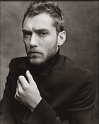 Celebrity Photo: Jude Law
572x720 38 kb
Viewed 4 times
@BestEyeCandy.com