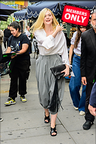 Celebrity Photo: Elle Fanning
2333x3500 2.9 mb
Viewed 0 times
@BestEyeCandy.com