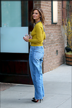 Celebrity Photo: Katie Holmes
29 Photos
Photoset #736820
@BestEyeCandy.com