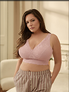 Celebrity Photo: Kelly Brook
1800x2400 391 kb
Viewed 33 times
@BestEyeCandy.com