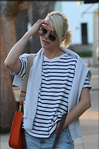 Celebrity Photo: Selma Blair
56 Photos
Photoset #699302
@BestEyeCandy.com