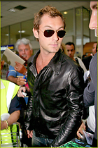 Celebrity Photo: Jude Law
813x1222 237 kb
Viewed 3 times
@BestEyeCandy.com