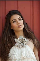 Celebrity Photo: Victoria Justice
733x1100 446 kb
Viewed 5 times
@BestEyeCandy.com