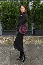 Celebrity Photo: Lily Chee
1365x2048   1.3 mb
Viewed 4 times
@BestEyeCandy.com