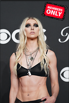 Celebrity Photo: Taylor Momsen
4000x6000 2.3 mb
Viewed 0 times
@BestEyeCandy.com