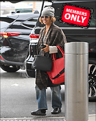 Celebrity Photo: Halle Berry
2778x3500 2.6 mb
Viewed 0 times
@BestEyeCandy.com