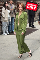 Celebrity Photo: Emma Stone
2133x3200 2.3 mb
Viewed 0 times
@BestEyeCandy.com