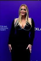 Celebrity Photo: Camille Kostek
1200x1800 128 kb
Viewed 11 times
@BestEyeCandy.com