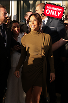 Celebrity Photo: Eva Longoria
2332x3500 2.8 mb
Viewed 1 time
@BestEyeCandy.com