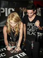 Celebrity Photo: Kesha Sebert
2400x3294 1,099 kb
Viewed 3 times
@BestEyeCandy.com