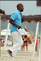Celebrity Photo: Jamie Foxx
800x1182 96 kb
Viewed 0 times
@BestEyeCandy.com