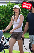 Celebrity Photo: Gisele Bundchen
1934x3000 2.2 mb
Viewed 1 time
@BestEyeCandy.com