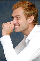 Celebrity Photo: Jude Law
1955x3000 1,025 kb
Viewed 3 times
@BestEyeCandy.com
