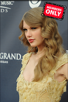 Celebrity Photo: Taylor Swift
2832x4256   1.9 mb
Viewed 3 times
@BestEyeCandy.com