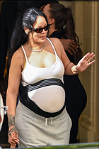 Celebrity Photo: Rihanna
1280x1920 275 kb
Viewed 7 times
@BestEyeCandy.com