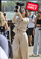 Barbara Palvin on the Set of a Photoshoot in Venice 09-01-2022
1600x2314 1.6 mb
Viewed 1 time
@BestEyeCandy.com