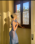 Celebrity Photo: Sabrina Carpenter
1440x1800   232 kb
Viewed 8 times
@BestEyeCandy.com