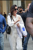 Celebrity Photo: Anne Hathaway
1698x2548 779 kb
Viewed 7 times
@BestEyeCandy.com