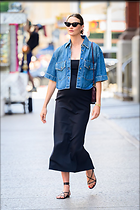 Celebrity Photo: Karlie Kloss
1200x1800 201 kb
Viewed 8 times
@BestEyeCandy.com