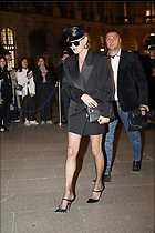 Celebrity Photo: Kate Moss
693x1039 460 kb
Viewed 3 times
@BestEyeCandy.com