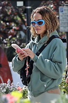 Celebrity Photo: Rita Ora
800x1200 125 kb
Viewed 5 times
@BestEyeCandy.com