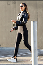 Brooks Nader leggings all smiles as she heads into the studio for DWTS dance practice 06.10..20.2024
1280x1920 262 kb
Viewed 6 times
@BestEyeCandy.com
