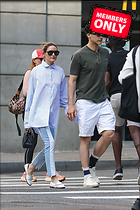 Celebrity Photo: Olivia Palermo
2000x3000 2.7 mb
Viewed 0 times
@BestEyeCandy.com