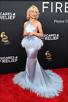 Celebrity Photo: Sabrina Carpenter
1379x2048   854 kb
Viewed 6 times
@BestEyeCandy.com