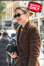 Celebrity Photo: Gigi Hadid
2000x3000 3.3 mb
Viewed 0 times
@BestEyeCandy.com