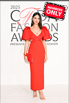 Celebrity Photo: Eiza Gonzalez
2400x3600 4.9 mb
Viewed 1 time
@BestEyeCandy.com