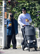 Margot Robbie candids And Tom Ackerley head out for coffee in Los Angeles 21 11 2024 39x CelebCorner
40 Photos
Photoset #686177
@BestEyeCandy.com