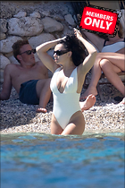 Celebrity Photo: Charli XCX
2334x3500 2.6 mb
Viewed 0 times
@BestEyeCandy.com