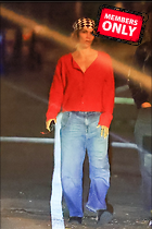 Celebrity Photo: Halle Berry
1633x2449 2.4 mb
Viewed 0 times
@BestEyeCandy.com