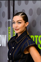 Celebrity Photo: Gigi Hadid
1365x2048 1,064 kb
Viewed 6 times
@BestEyeCandy.com