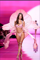 Celebrity Photo: Emily Ratajkowski
1200x1799 207 kb
Viewed 22 times
@BestEyeCandy.com