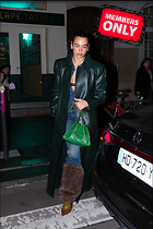 Celebrity Photo: Dua Lipa
2334x3500 3.3 mb
Viewed 0 times
@BestEyeCandy.com