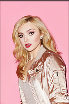 Celebrity Photo: Peyton Roi List
1200x1800 285 kb
Viewed 5 times
@BestEyeCandy.com