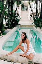 Celebrity Photo: Emily Feld
1200x1810 329 kb
Viewed 16 times
@BestEyeCandy.com