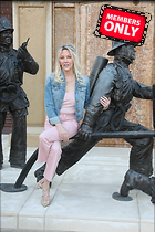 Celebrity Photo: Heather Locklear
2333x3500 2.2 mb
Viewed 0 times
@BestEyeCandy.com