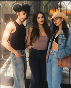 Celebrity Photo: Victoria Justice
1280x1600 245 kb
Viewed 22 times
@BestEyeCandy.com