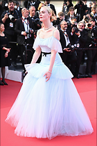 Celebrity Photo: Elle Fanning
1365x2048 702 kb
Viewed 5 times
@BestEyeCandy.com