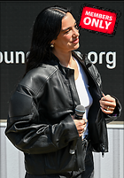 Celebrity Photo: Dua Lipa
5563x8000 8.3 mb
Viewed 2 times
@BestEyeCandy.com