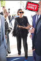 Celebrity Photo: Halle Berry
2333x3499 3.7 mb
Viewed 0 times
@BestEyeCandy.com