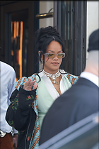 Celebrity Photo: Rihanna
1200x1800 190 kb
Viewed 7 times
@BestEyeCandy.com